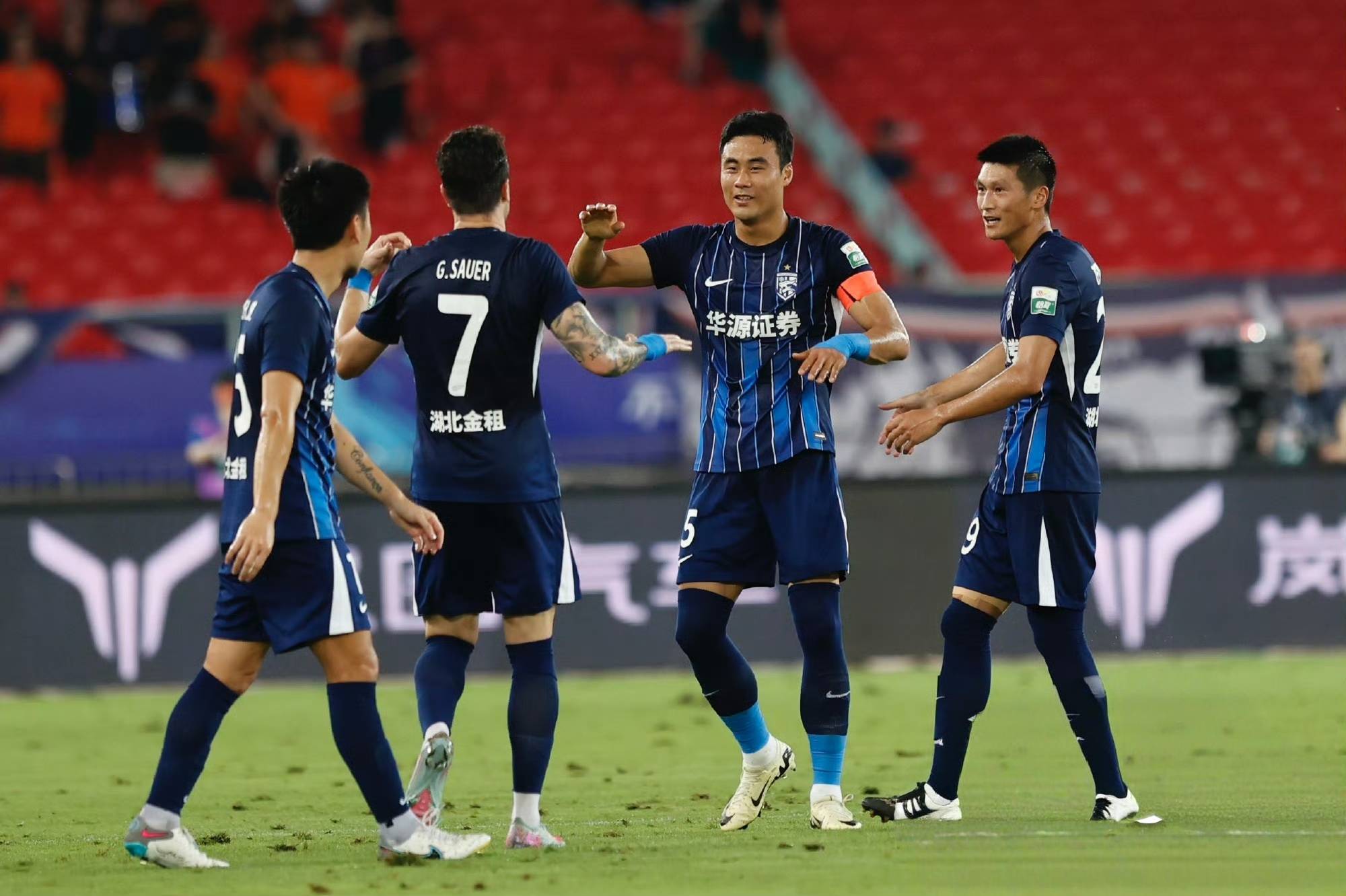 国际比赛日武汉三镇战术微调：足总杯节点到来，信心回归，球探报告显示潜力(武汉三镇股改最新消息)-易游电竞